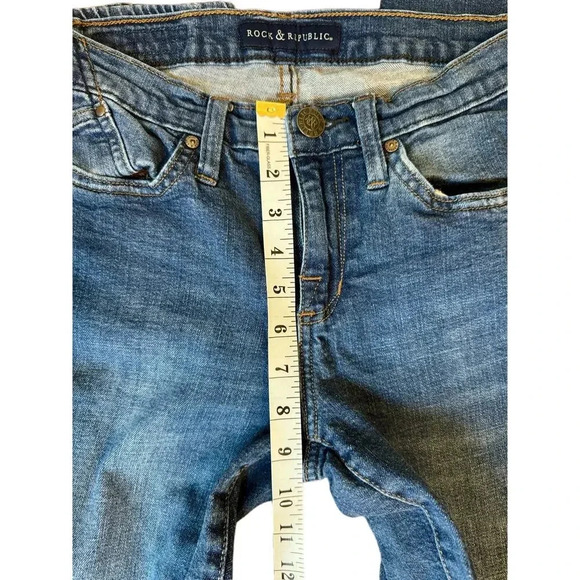 Rock & Republic Kassandra Distressed Studded Boot Cut Denim Jeans Women's SZ 6 - Picture 11 of 15